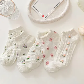 2023 Высококачественные Женские носки в стиле Харадзюку с цветами, Летние Белые Тонкие, устойчивые к запаху и впитывающие пот, Милые кружевные студенческие носки-лодочки