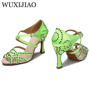 Женская обувь для латиноамериканских танцев WUXIJIAO, флуоресцентная зеленая атласная обувь для сальсы, спортивные босоножки для бальных танцев со стразами на каблуке